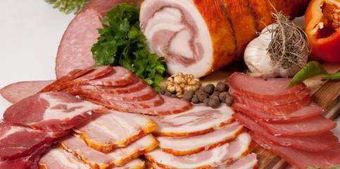 胃癌多是“吃”出來的？這4類肉制品，勸你最好一個(gè)也別碰！